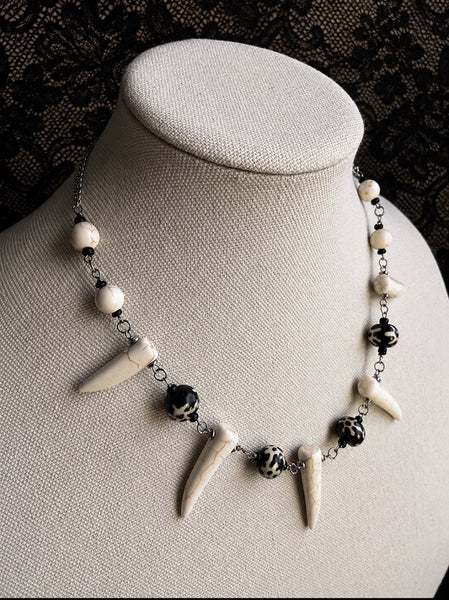 Black Panther Queen Necklace