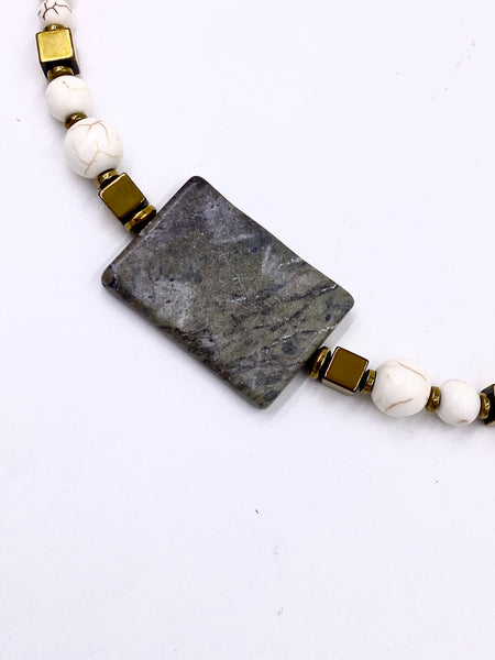 Cream Stone Lounge Necklace